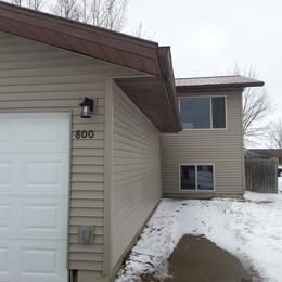800 11th Ave SE in Valley City, ND - Building Photo
