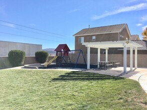 2930 450 in Saint George, UT - Building Photo - Building Photo