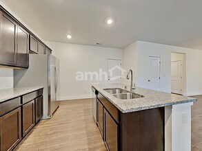 3517 70th Dr NE in Marysville, WA - Foto de edificio - Building Photo