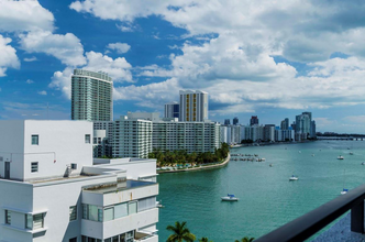 11 Island Ave, Unit 1210 in Miami Beach, FL - Foto de edificio - Building Photo