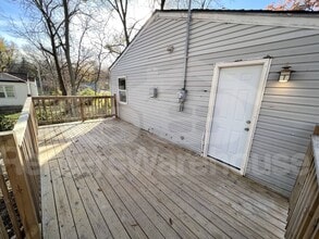 6841 Walrond Ave in Kansas City, MO - Building Photo - Building Photo