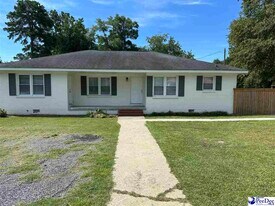 712 Cherokee Rd in Florence, SC - Building Photo