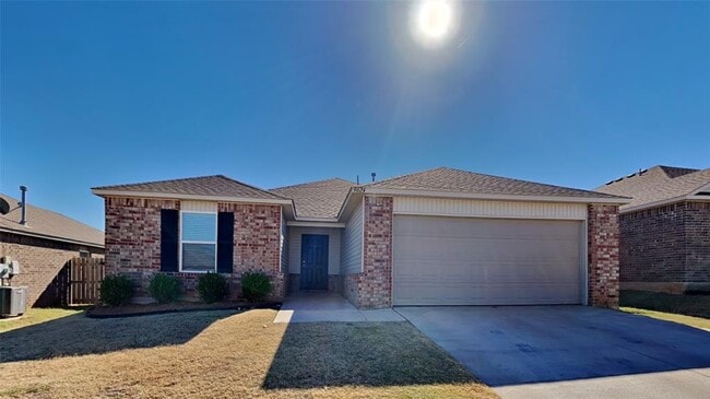 9624 High Noon Rd in Yukon, OK - Building Photo - Building Photo