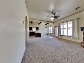 20611 Frontier Pl in Harrah, OK - Building Photo - Building Photo