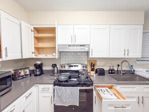 1450 N Hwy 360, Unit SI ID1507123P in Grand Prairie, TX - Building Photo - Building Photo