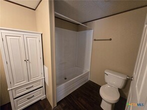 1911 Wald Rd in New Braunfels, TX - Building Photo - Building Photo