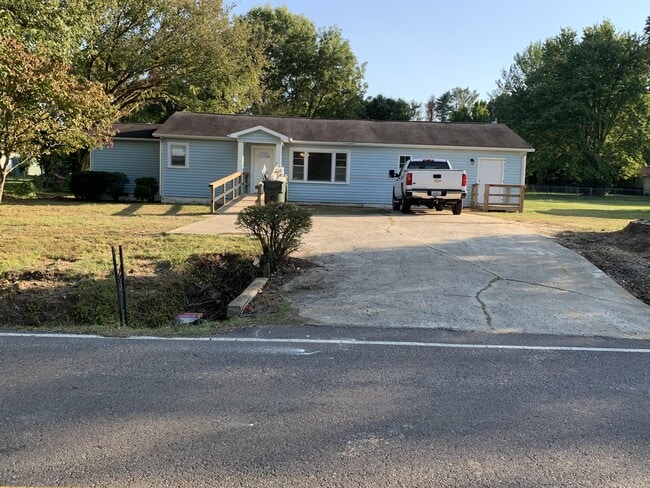 property at 608 Mt Pelia Rd