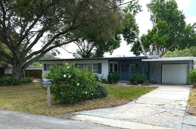 7198 121st Way N in Seminole, FL - Building Photo - Building Photo