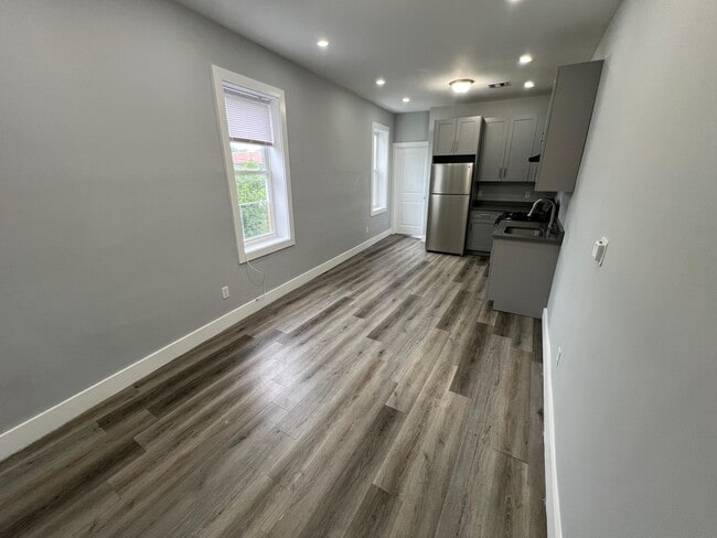 184 Hawthorne Ave, Unit 3R in Newark, NJ - Building Photo - Building Photo