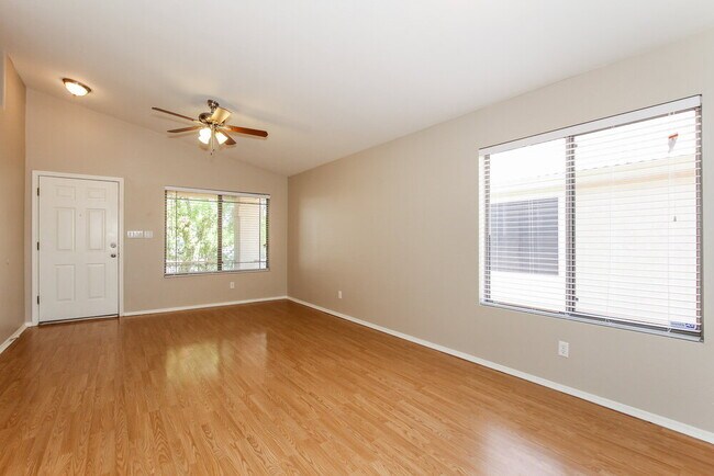 13221 W Acapulco Ln in Surprise, AZ - Building Photo - Building Photo