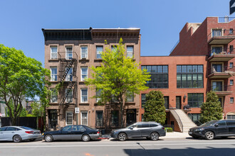 109 Kane St in Brooklyn, NY - Building Photo - Building Photo