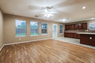 16135 Cole Bridge Ln in Cypress, TX - Building Photo - Building Photo