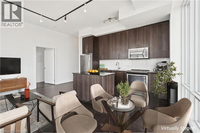 property at 85 Duke St W