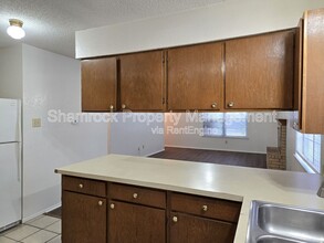 1412 Chapelwood Dr in Waco, TX - Building Photo - Building Photo