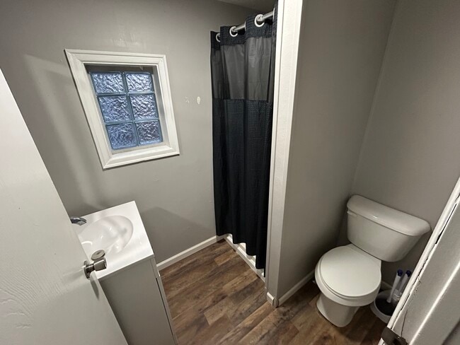 310 W Pike St, Unit Upper Floor in Morrow, OH - Building Photo - Building Photo