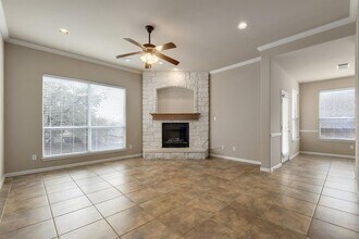 321 Grafton Ln in Austin, TX - Building Photo - Building Photo