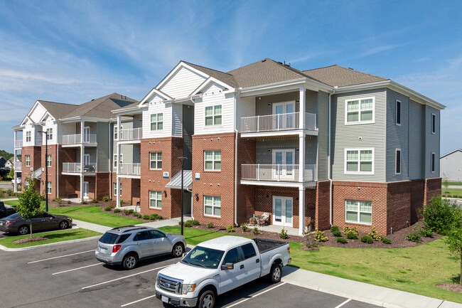 The Westerly at Benn’s Grant in Smithfield, VA - Foto de edificio - Building Photo