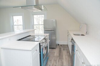 81 Church St-Unit -3rd fl in Branford, CT - Building Photo - Building Photo