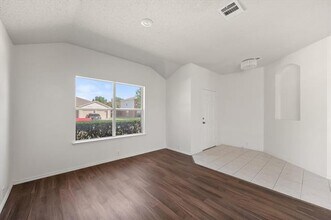 1406 Anglican Dr in Arlington, TX - Building Photo - Building Photo