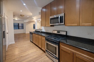 1635 W Farwell Ave in Chicago, IL - Building Photo - Building Photo