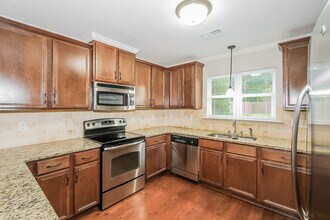 514 Sebastian Dr in Grovetown, GA - Building Photo - Building Photo