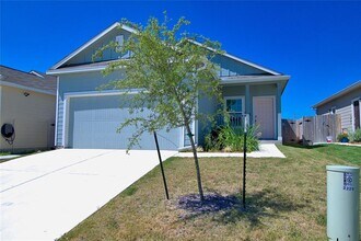 2233 Forgetmenot Ln in Pflugerville, TX - Building Photo - Building Photo