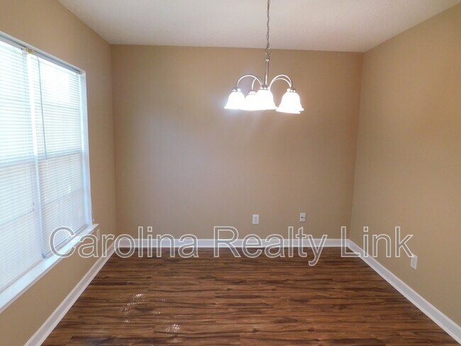 7905 Shiny Meadow Ln in Charlotte, NC - Building Photo - Building Photo
