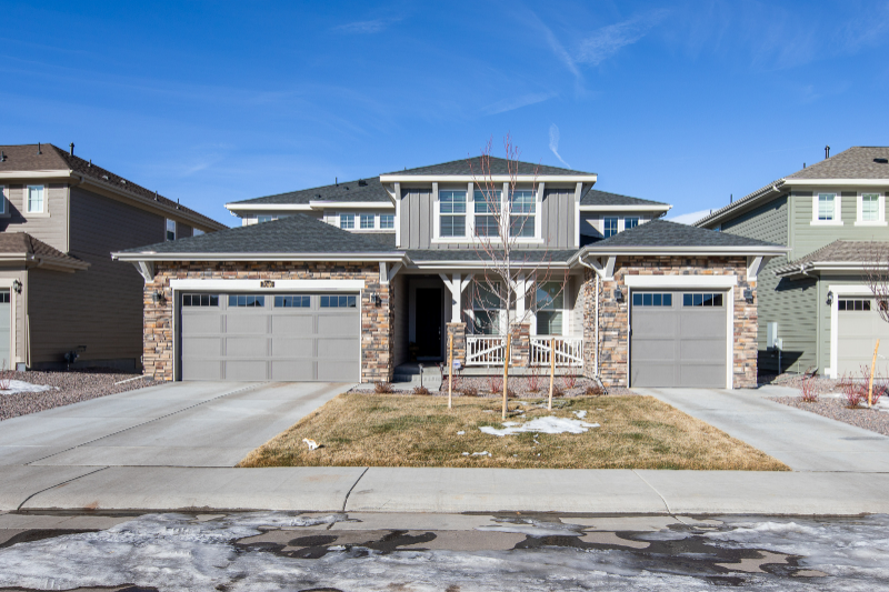 7040 Hyland Hills St in Castle Pines, CO - Building Photo