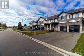 44 Lahey Cres in Penetanguishene, ON - Building Photo - Building Photo