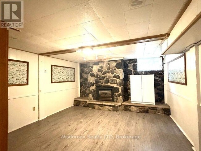 property at 33 Adelene Crescent