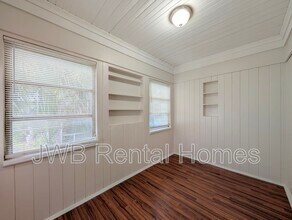 1060 W 13th St in Jacksonville, FL - Building Photo - Building Photo