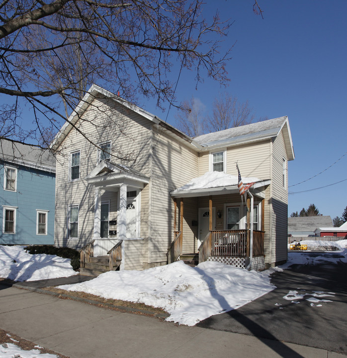 318 Park Ave in Mechanicville, NY - Building Photo