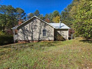 7217 Ramblewood Dr in Hillsborough, NC - Building Photo - Building Photo