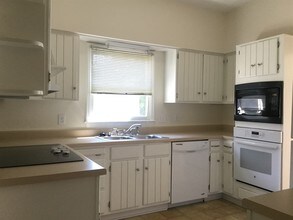 7012 Poplar Creek Trce in Nashville, TN - Building Photo - Building Photo