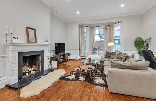 property at 285 Clarendon St