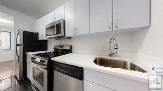 BEEKMAN PLACE, Unit 2F in New York, NY - Building Photo