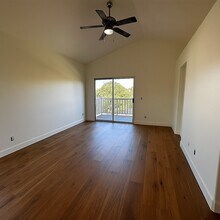 8704 Mesa Oak Dr in Riverside, CA - Building Photo - Building Photo