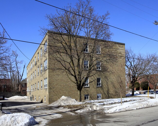 3 Drexel Rd in Toronto, ON - Building Photo - Building Photo