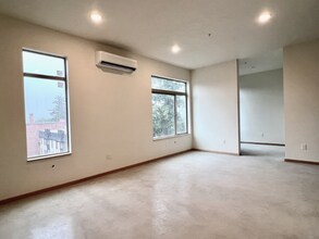 617 S Adams St-Unit -301 in Spokane, WA - Foto de edificio - Building Photo