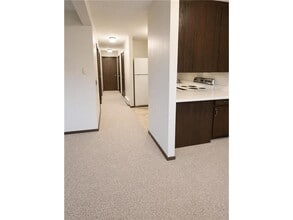 936 6th St NE in Staples, MN - Building Photo - Building Photo