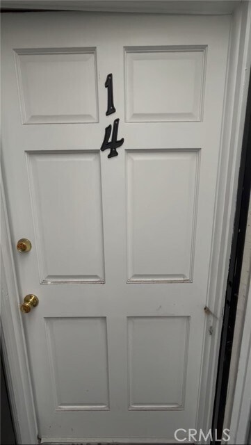 1036 Normandie Ave-Unit -14 in Los Angeles, CA - Foto de edificio - Building Photo