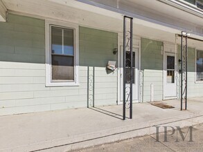 11 S Water St in Spring Grove, PA - Building Photo - Building Photo