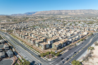 Trilogy in Summerlin in Las Vegas, NV - Building Photo - Building Photo