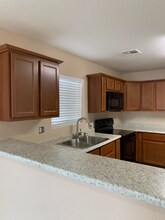 6345 Reynolds Dr in Las Cruces, NM - Building Photo - Building Photo