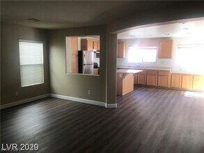 8982 Leaping Pad Ct in Las Vegas, NV - Building Photo - Building Photo