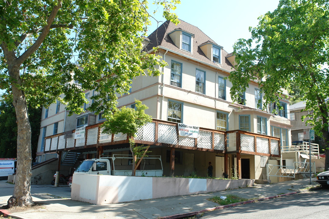 2455 Prospect St in Berkeley, CA - Building Photo