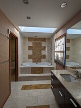 604 Marseilles Cir in Buffalo Grove, IL - Building Photo - Building Photo