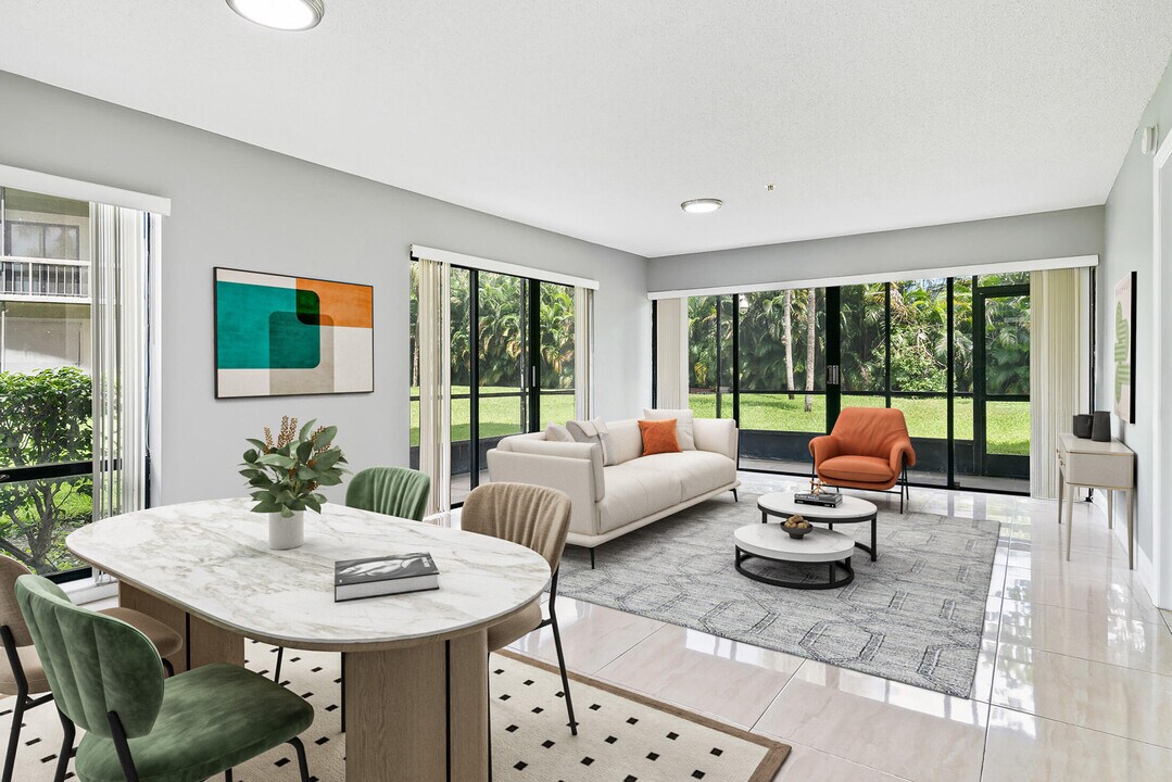 3000 Presidential Way in West Palm Beach, FL - Building Photo