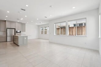 1363 S Shields Ave in Mountain House, CA - Building Photo - Building Photo