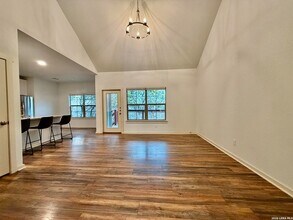 1513 Winding Creek Trail in Spring Branch, TX - Building Photo - Building Photo